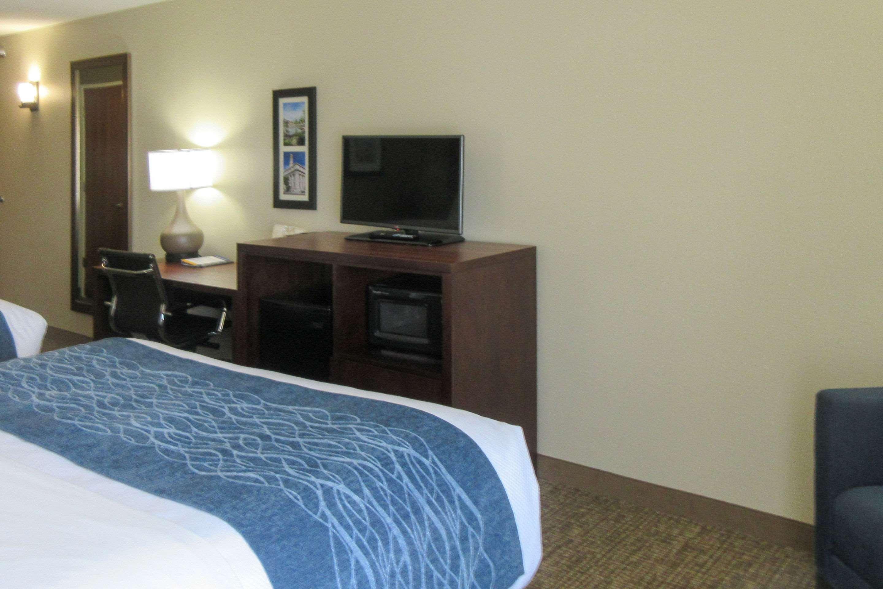 Comfort Inn & Suites Pueblo Luaran gambar
