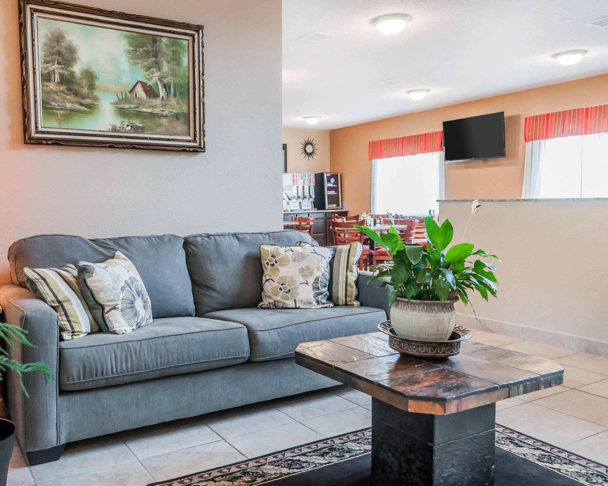 Comfort Inn & Suites Pueblo Luaran gambar