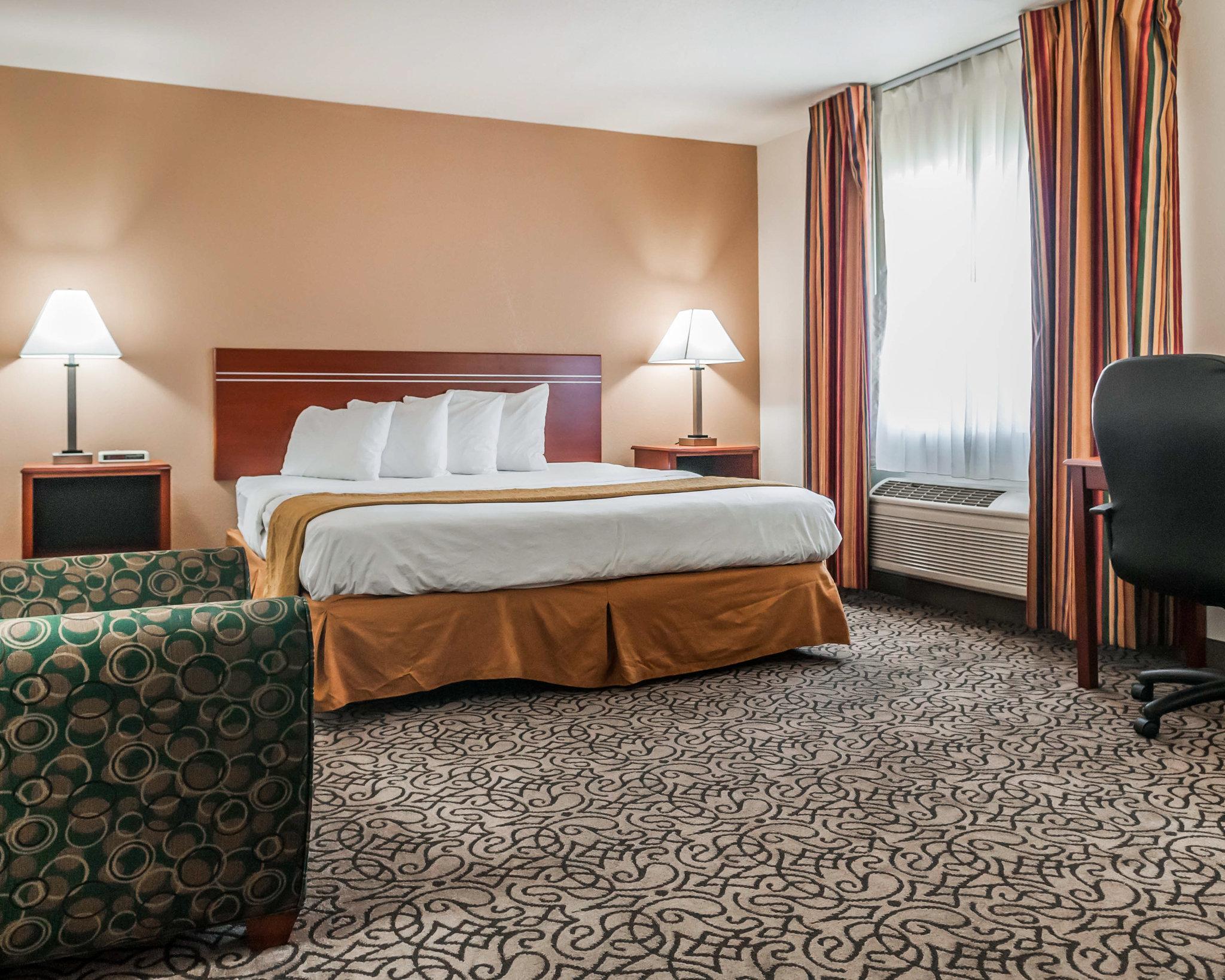 Comfort Inn & Suites Pueblo Luaran gambar