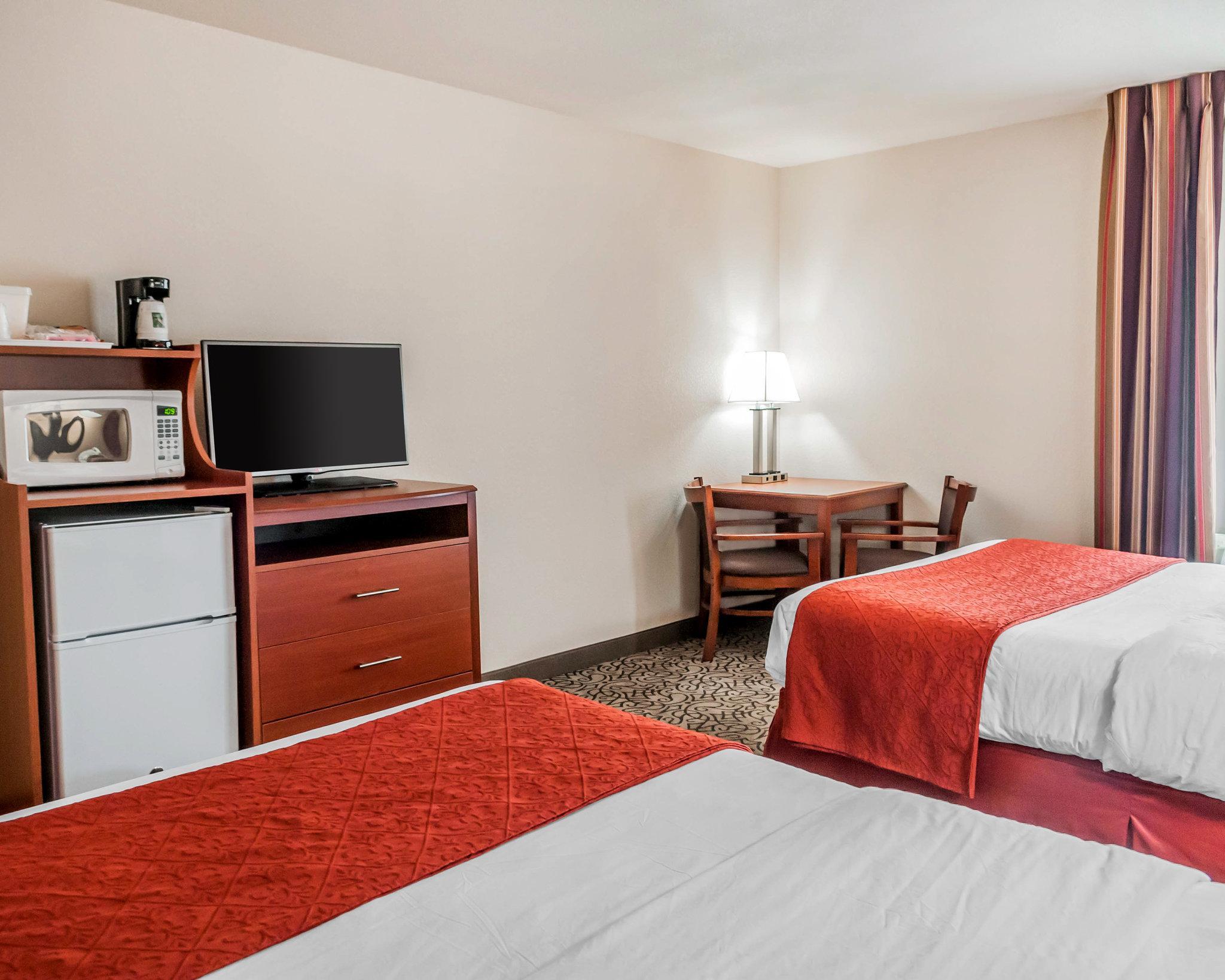 Comfort Inn & Suites Pueblo Luaran gambar