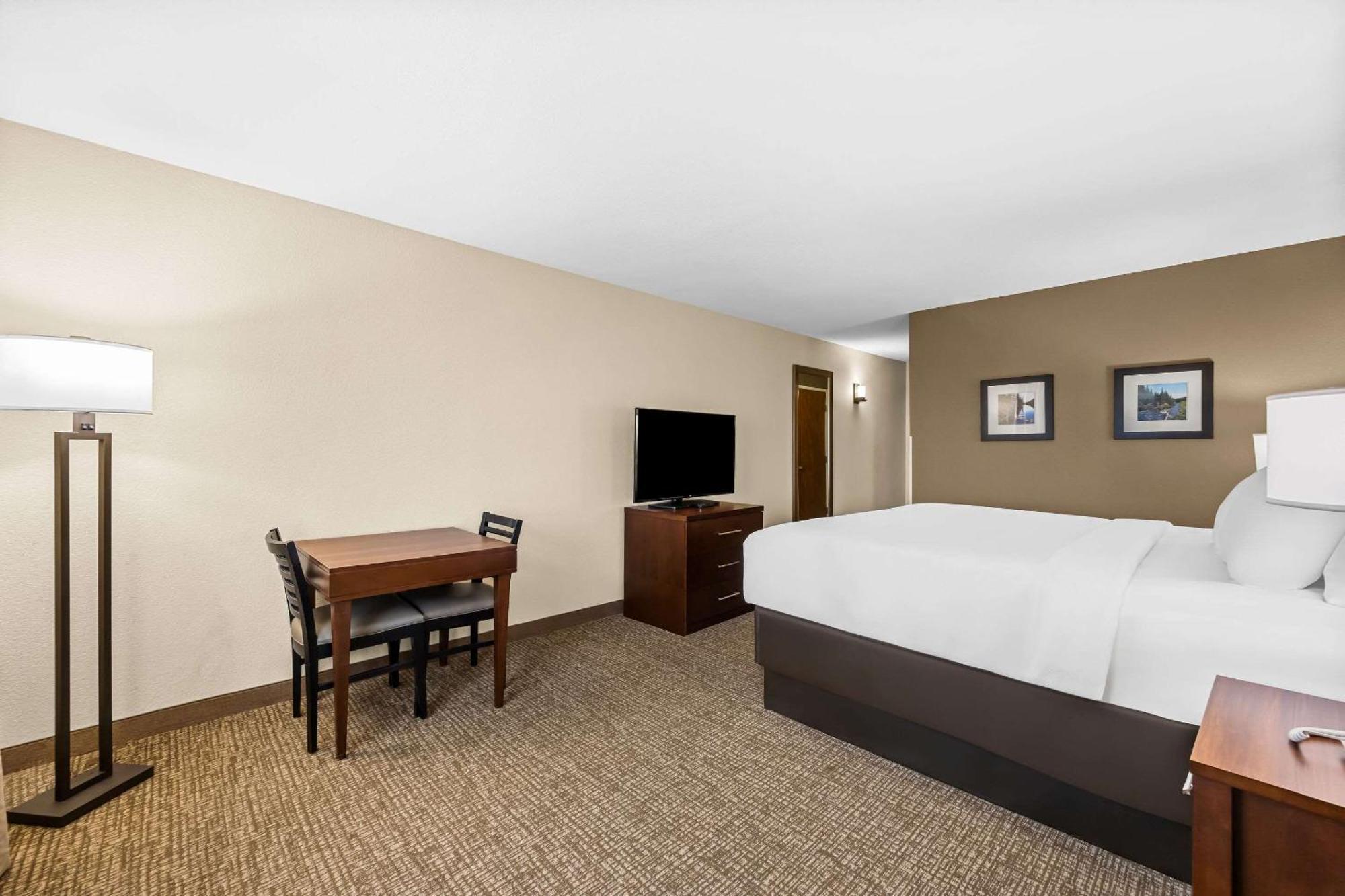 Comfort Inn & Suites Pueblo Luaran gambar